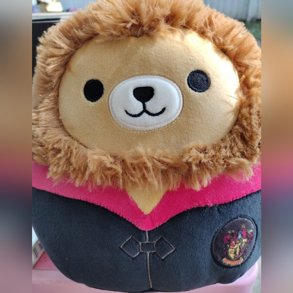 Harry Potter 8” Gryffindor Lion Squishmallow NWT